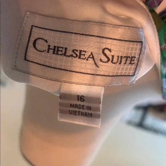 Chelsea Suite White Women's Dress - Size 16 - Picture 9 of 9